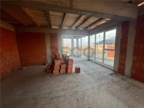 Casă 4 camere Paleu - poza 12