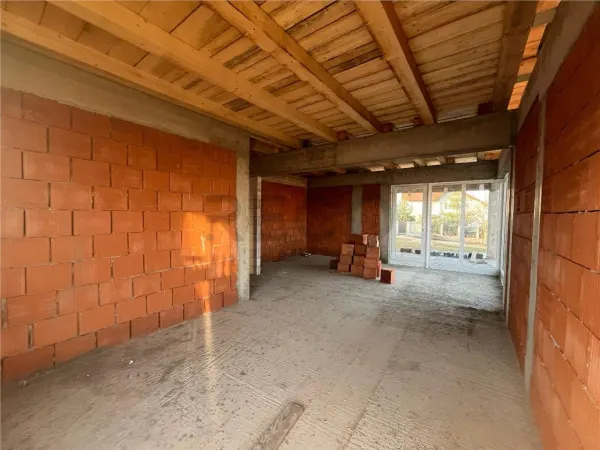 Casă 4 camere Paleu - poza 16