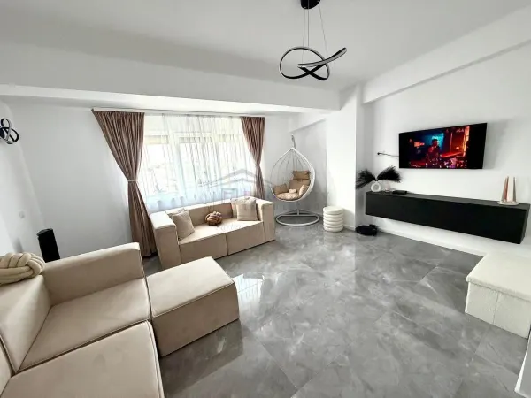 Apartament 2 camere Ipotești - poza 3