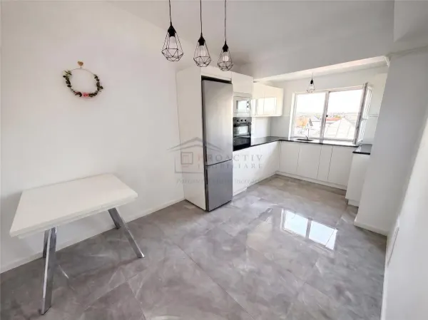 Apartament 2 camere Ipotești - poza 8