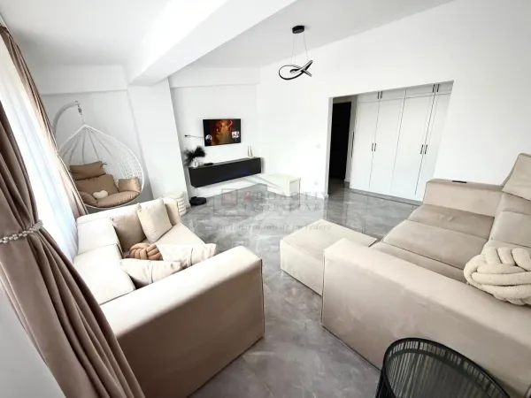 Apartament 2 camere Ipotești - poza 1