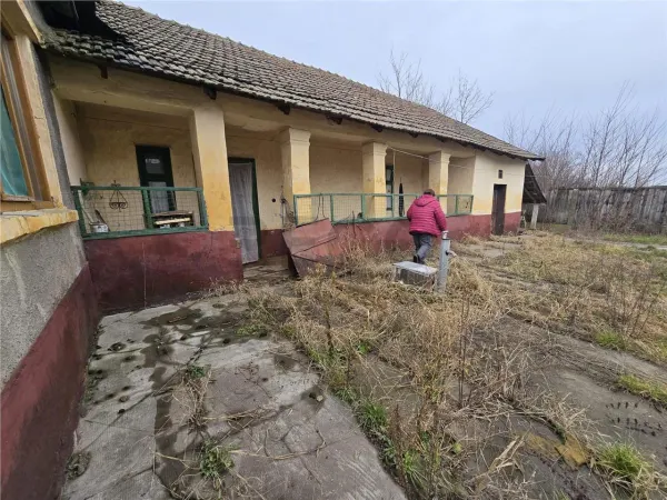 Casă 3 camere Boiu - poza 8