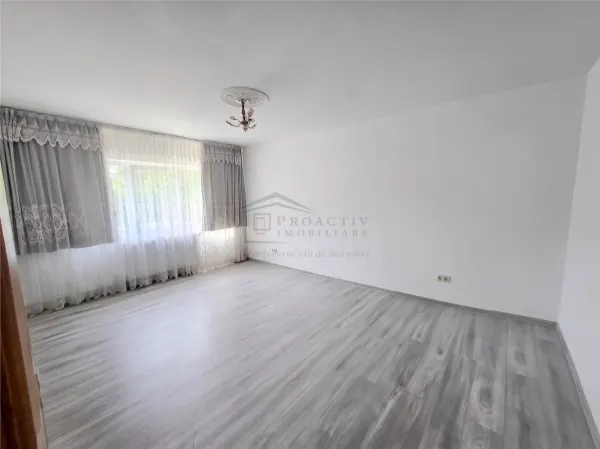 Apartament 3 camere Suceava - poza 2