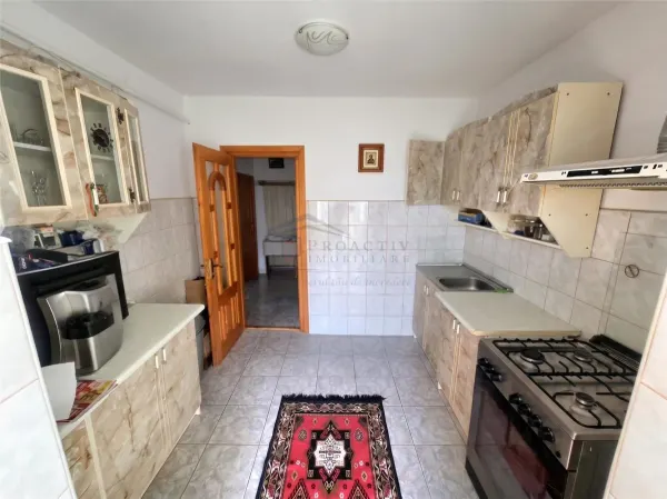 Apartament 3 camere Suceava - poza 9