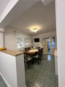 Casă 3 camere Marghita - poza 1