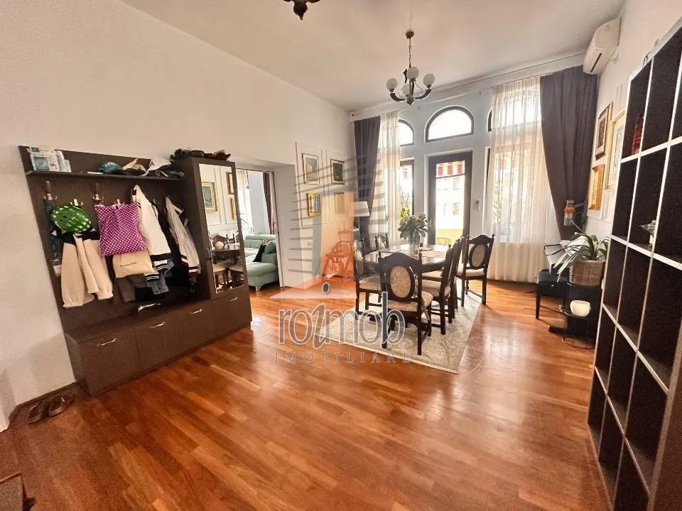 Apartament 4 camere București - poza 1