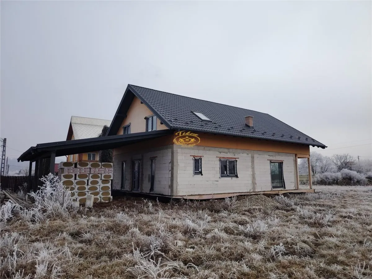 Casă 3 camere Toplita - poza 1