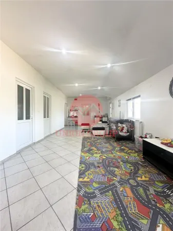 Casă 8 camere Valu lui Traian - poza 3