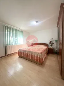 Casă 8 camere Valu lui Traian - poza 10