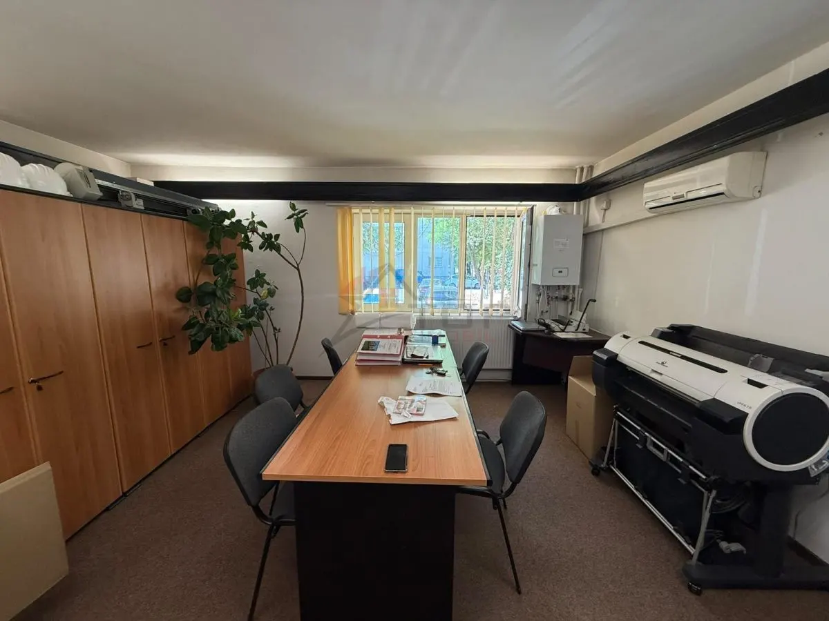 Apartament 4 camere Iași - poza 1