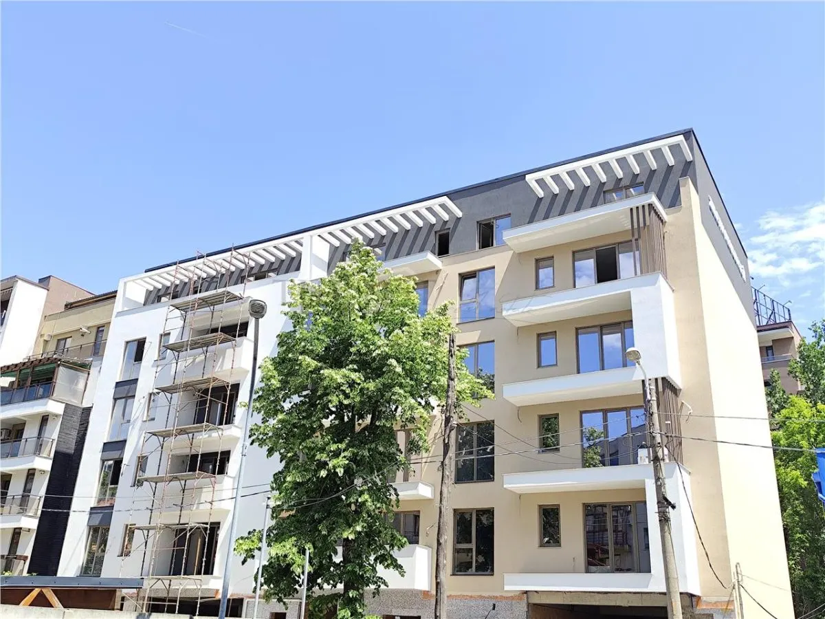Apartament 3 camere București - poza 1