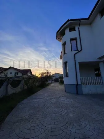 Casă 19 camere Voluntari - poza 4