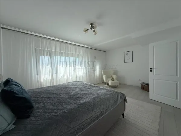 Casă 6 camere Petrachioaia - poza 12