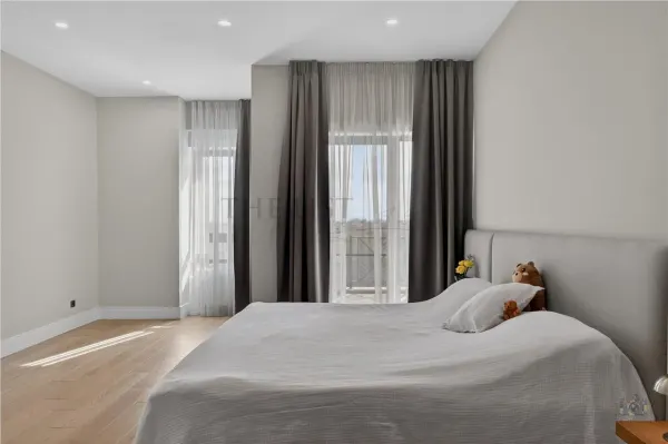 Apartament 4 camere Voluntari - poza 16