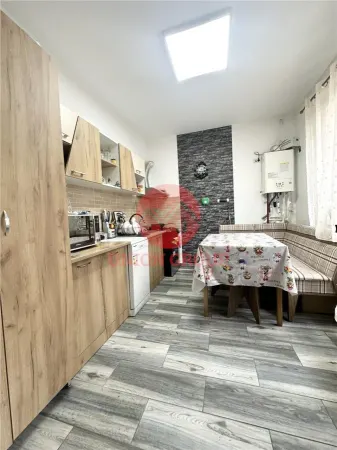 Casă 4 camere Poiana - poza 18