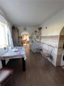 Casă 4 camere Lețcani - poza 13