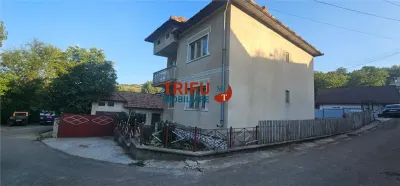 Casă 8 camere Ampoița - poza 2