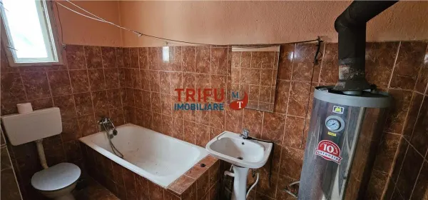 Casă 8 camere Ampoița - poza 19