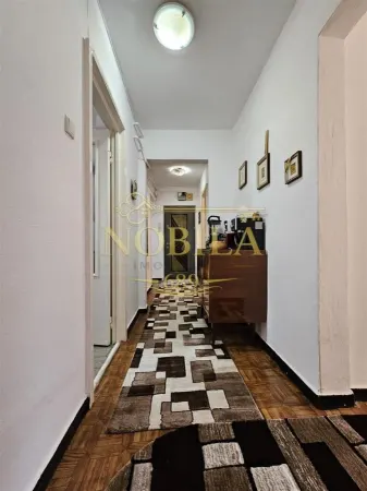 Apartament 5 camere Târgu Ocna - poza 1