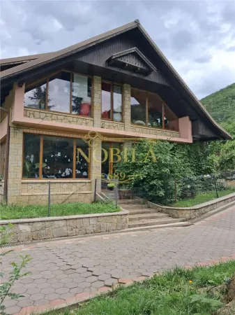 Casă 5 camere Târgu Ocna - poza 4