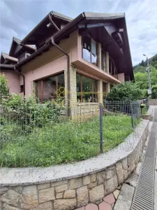 Casă 5 camere Târgu Ocna - poza 5