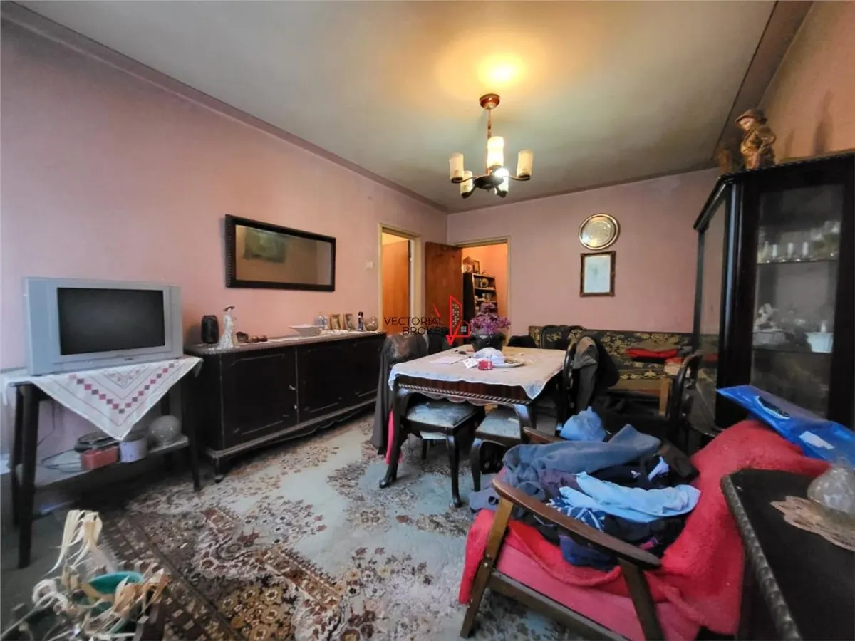 Apartament 3 camere București - poza 1