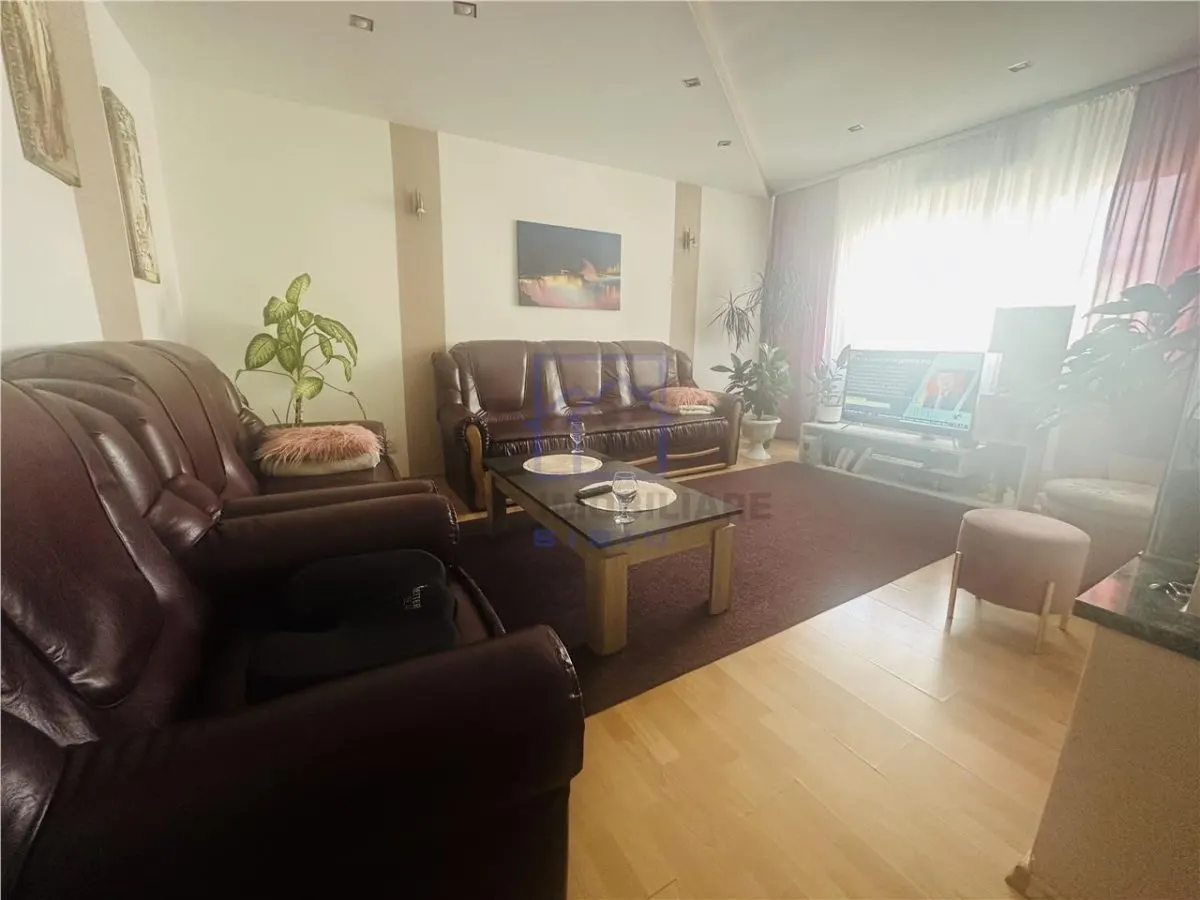 Apartament 4 camere Sibiu - poza 1