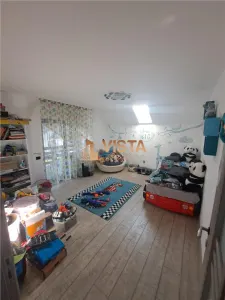 Casă 6 camere Tărlungeni - poza 22
