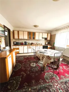 Casă 5 camere Sânpetru - poza 1