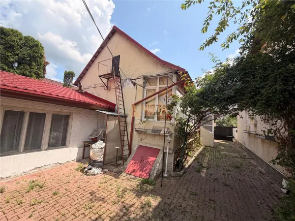 Casă 6 camere Brașov - poza 1