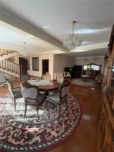 Casă 14 camere Brașov - poza 1