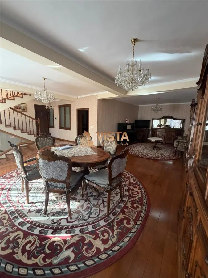 Casă 14 camere Brașov - poza 1
