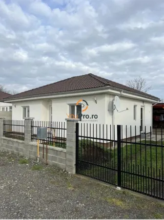 Casă 2 camere Sânandrei - poza 3