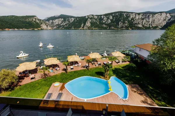 Hotel/Pensiune Dubova - poza 11