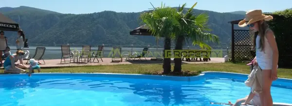 Hotel/Pensiune Dubova - poza 8