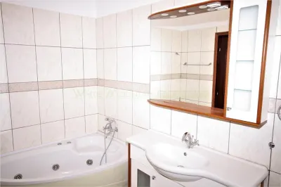 Casă 8 camere Balotești - poza 12