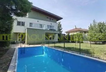 Casă 6 camere Voluntari - poza 1