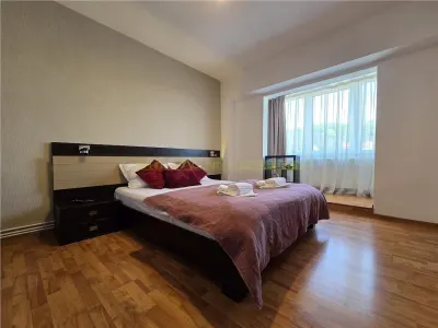 Apartament spatios cu 2 camere Parcul Trandafirilor Racadau - Brasov