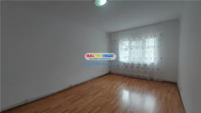 Apartament 3 camere Botoșani - poza 8