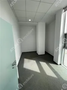 Spațiu comercial Sibiu - poza 9