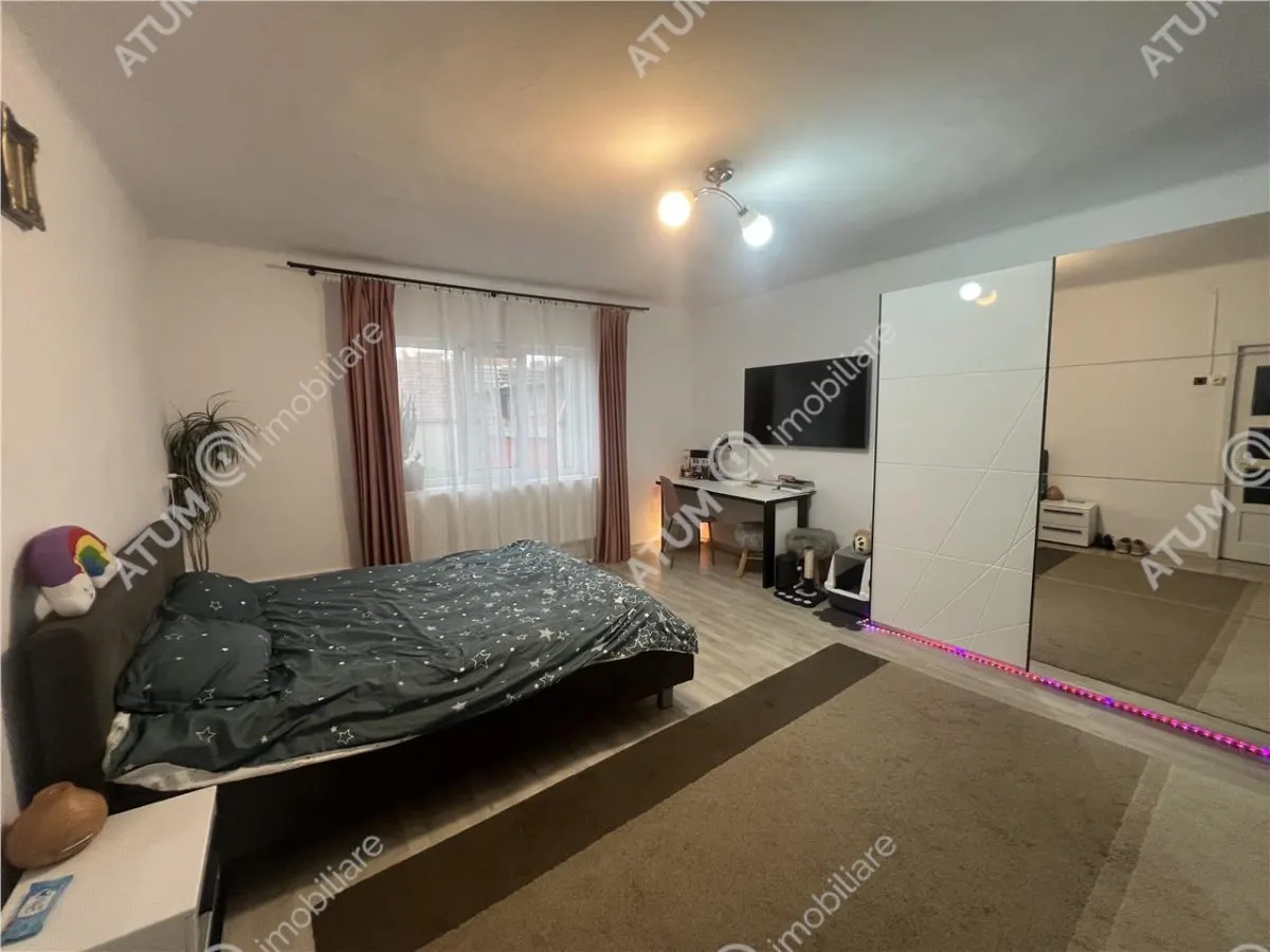 Casă 10 camere Sibiu - poza 1