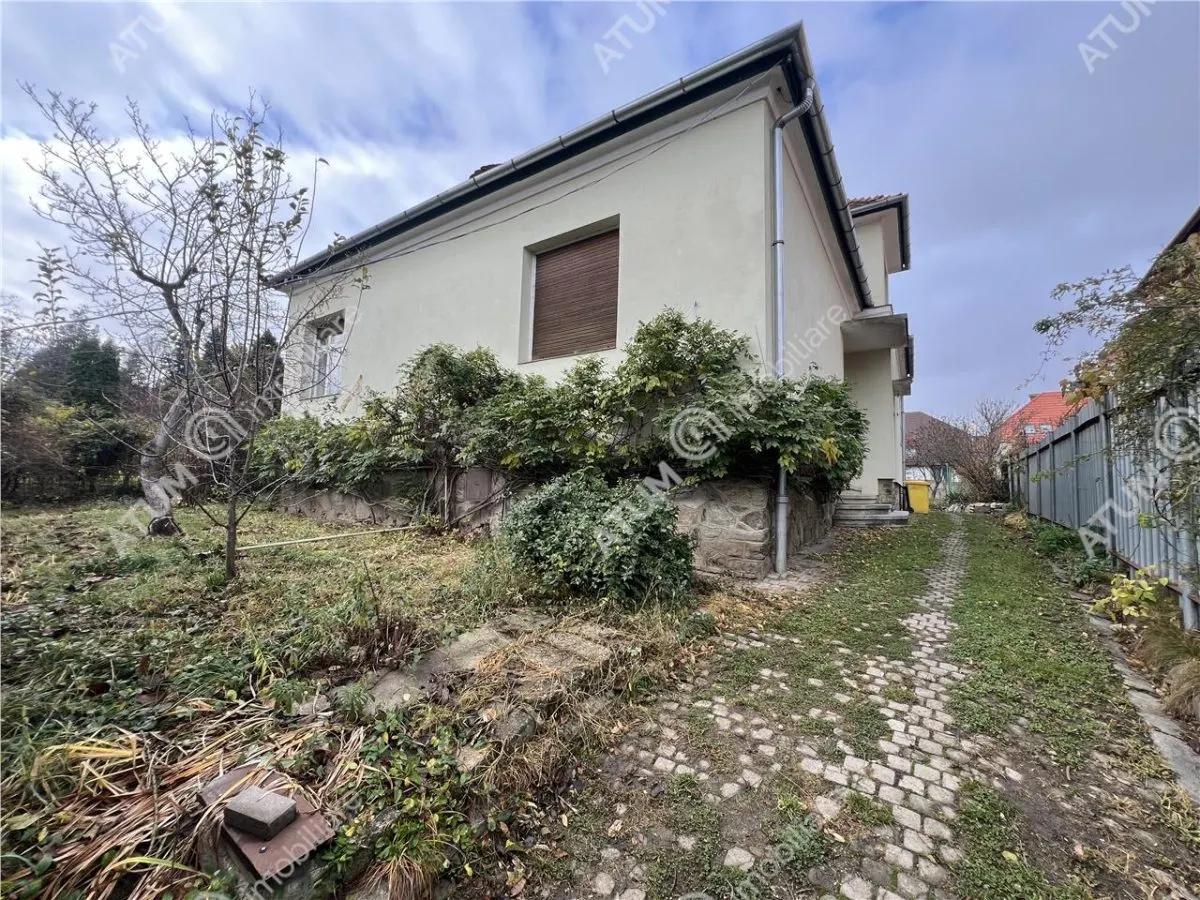 Casă 4 camere Sibiu - poza 1