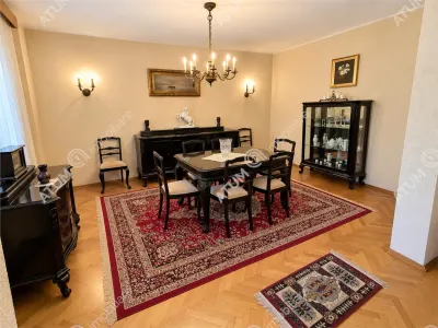 Apartament cu 3 camere la vila 115 mp utili langa Parcul Sub Arini din Sibiu - Sibiu