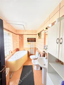 Casă 5 camere Sibiu - poza 23