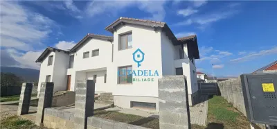 Casă 6 camere Alba Iulia - poza 1