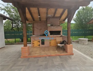 Casă 2 camere Ampoița - poza 12