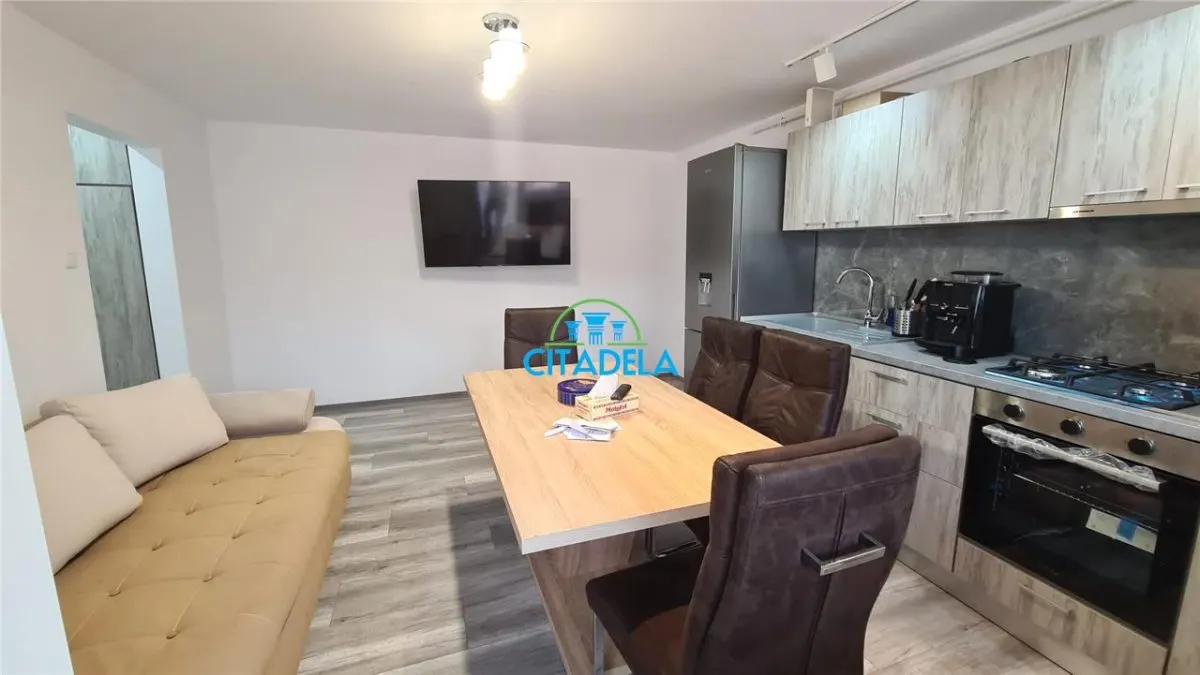 Apartament 3 camere Alba Iulia - poza 1