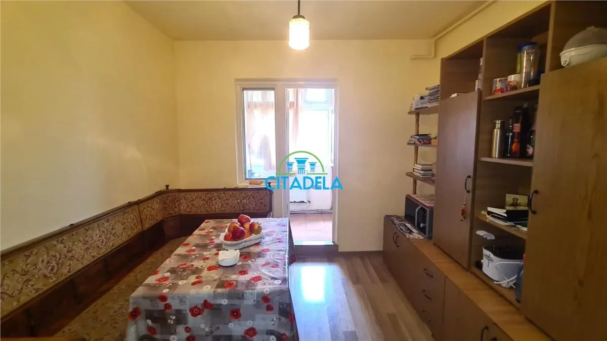 Apartament 2 camere Alba Iulia - poza 1