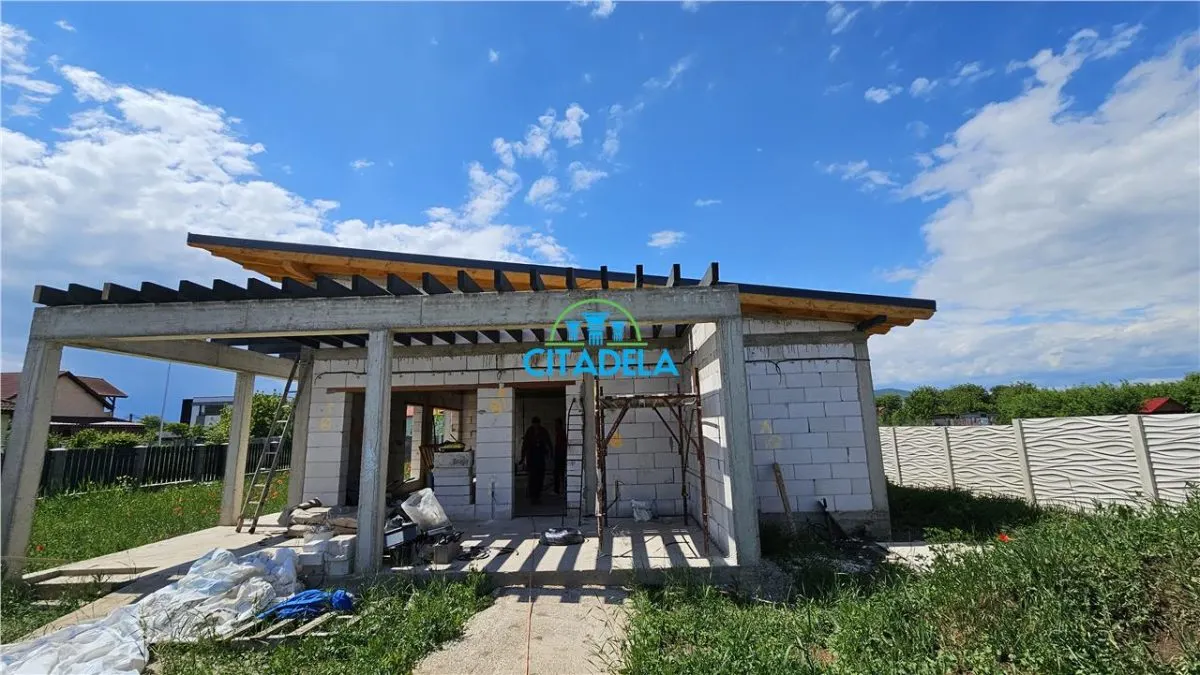 Casă 4 camere Alba Iulia - poza 1