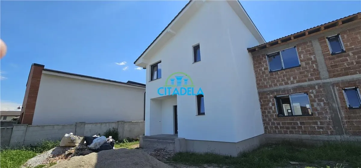 Casă 4 camere Alba Iulia - poza 1